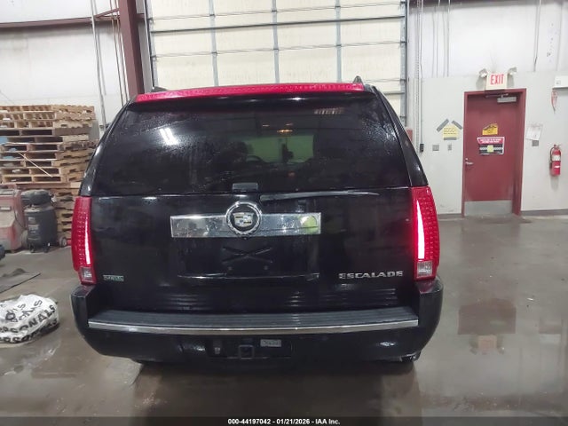 Aukcja sprzedaży 2011 Cadillac Escalade Premium, vin: 1GYS4CEF0BR398931, numer aukcji: 44197042