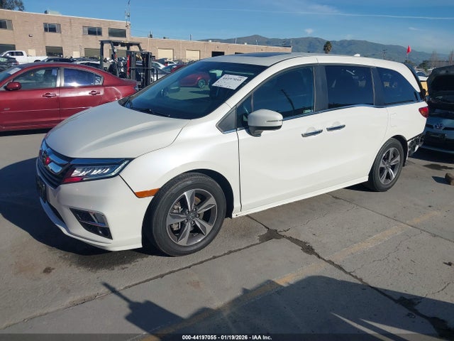 5FNRL6H87JB058038 Honda Odyssey Touring