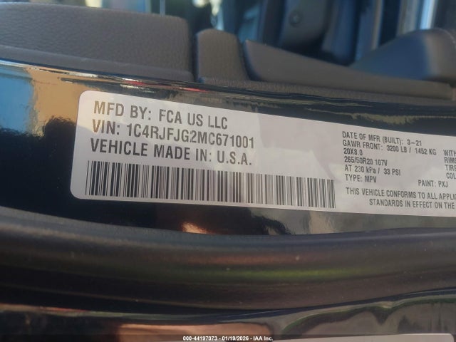 1C4RJFJG2MC671001 Jeep Grand Cherokee Summit 4x4