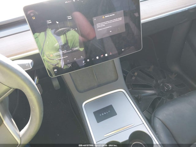 2024 TESLA MODEL Y 7SAYGDED0RF129567 Photo 10