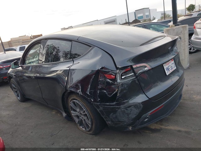 7SAYGDED0RF129567 Tesla Model Y Rwd