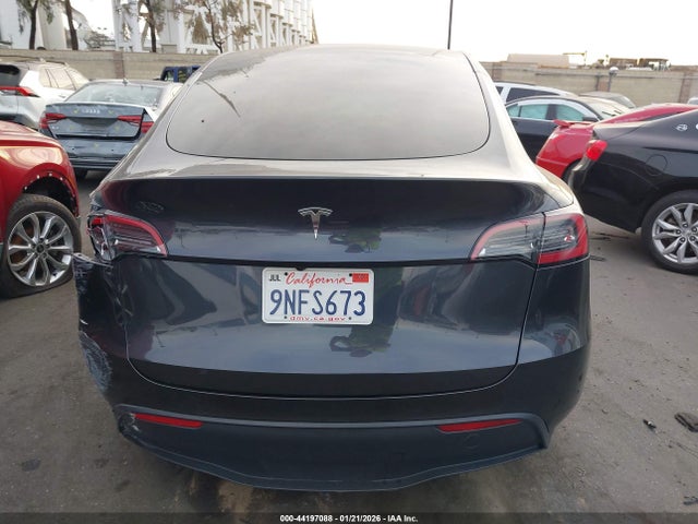 7SAYGDED0RF129567 Tesla Model Y Rwd