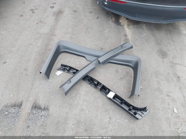 7SAYGDED0RF129567 Tesla Model Y Rwd