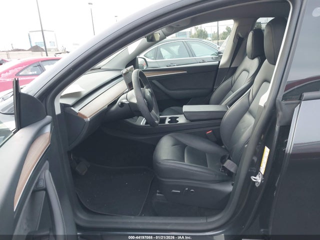 2024 TESLA MODEL Y 7SAYGDED0RF129567 Photo 4