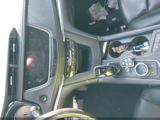 2022 CADILLAC XT5 1GYKNCR45NZ136834 Photo 10