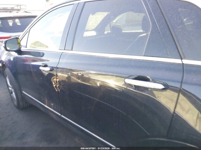 1GYKNCR45NZ136834 Cadillac Xt5 Fwd Premium Luxury