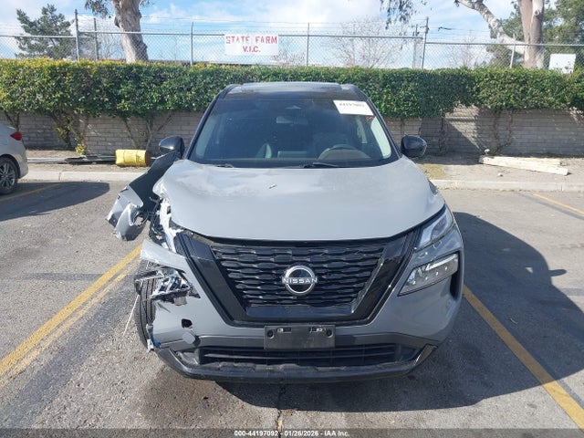 JN8BT3BA5PW012227 Nissan Rogue Sv Fwd