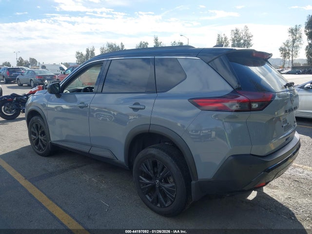 JN8BT3BA5PW012227 Nissan Rogue Sv Fwd