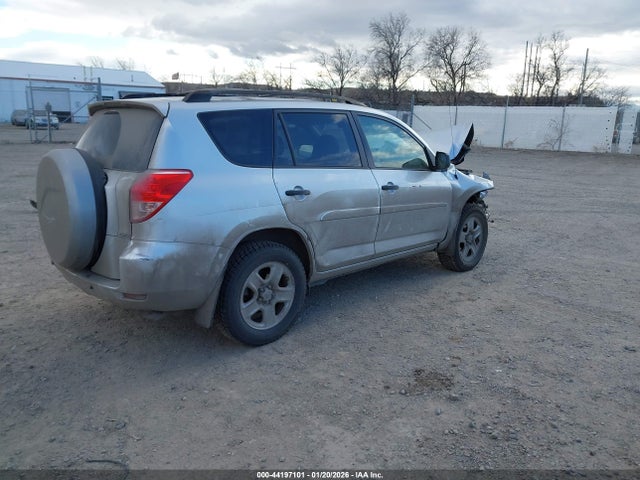 2007 TOYOTA RAV4 JTMBD33V375095138 Photo 3