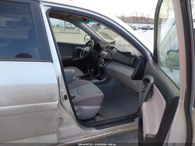 2007 TOYOTA RAV4 JTMBD33V375095138 Photo 4