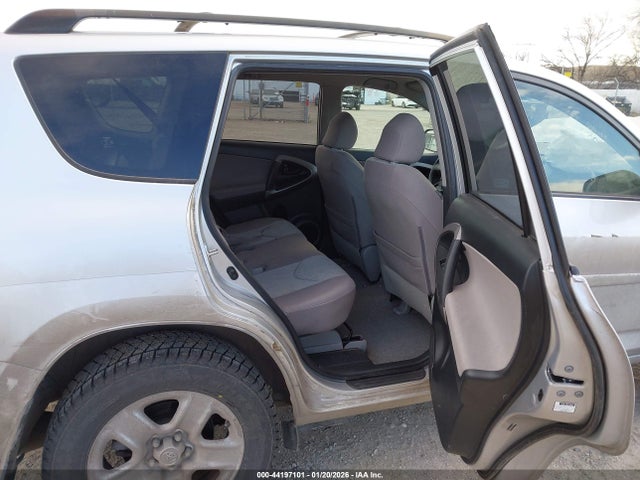 2007 TOYOTA RAV4 JTMBD33V375095138 Photo 7