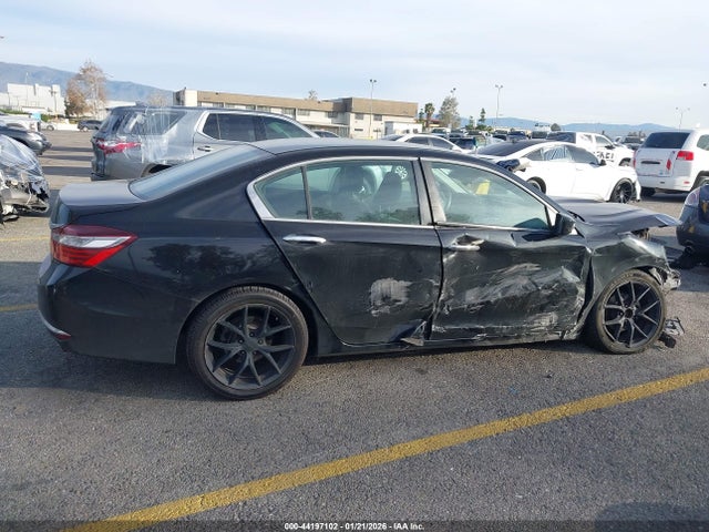 1HGCR2F30GA047065 Honda ACCORD LX
