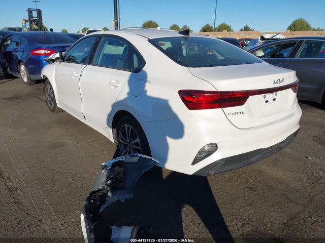 3KPF24ADXRE729656 KIA Forte Lxs