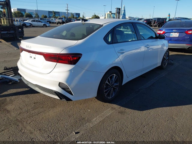 3KPF24ADXRE729656 KIA Forte Lxs