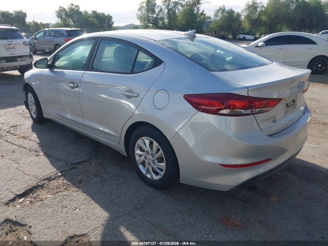 KMHD74LF8HU084069 Hyundai ELANTRA SE
