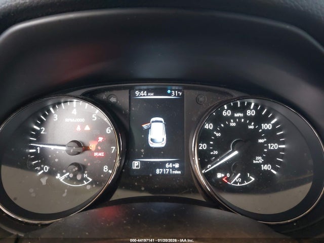 JN1BJ1CR6HW120743 Nissan Rogue Sport S