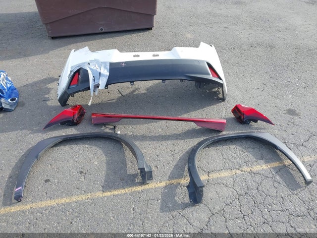 JTHP9JBH3M2052857 Lexus UX 250H