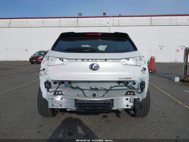 JTHP9JBH3M2052857 Lexus UX 250H