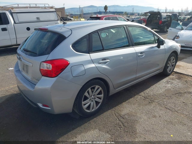 Subaru Impreza 2.0i Premium 2015 JF1GPAC68F8288480 Image 4