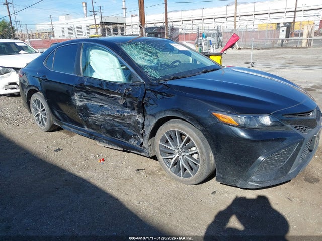 Продажа на аукционе авто 2023 Toyota Camry Se Hybrid, vin: 4T1G31AK5PU615797, номер лота: 44197171