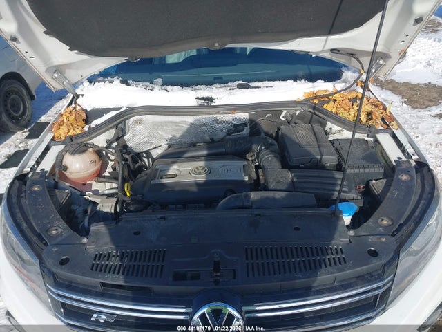 2017 VOLKSWAGEN TIGUAN WVGUV7AXXHW512599 Photo 9