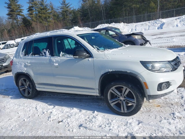 WVGUV7AXXHW512599 Volkswagen Tiguan 2.0t Sport