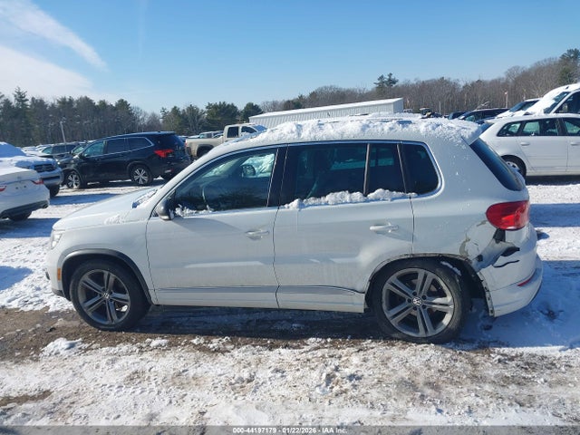 WVGUV7AXXHW512599 Volkswagen Tiguan 2.0t Sport