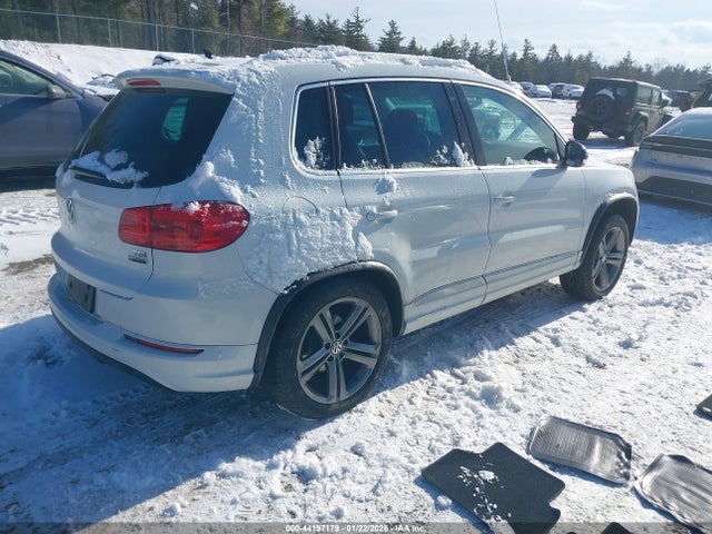 2017 VOLKSWAGEN TIGUAN WVGUV7AXXHW512599 Photo 3