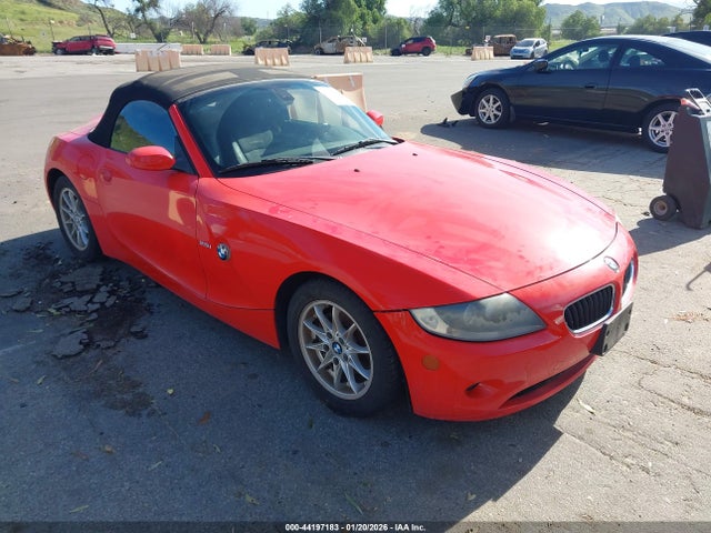 2005 BMW Z4 4USBT33515LS55829