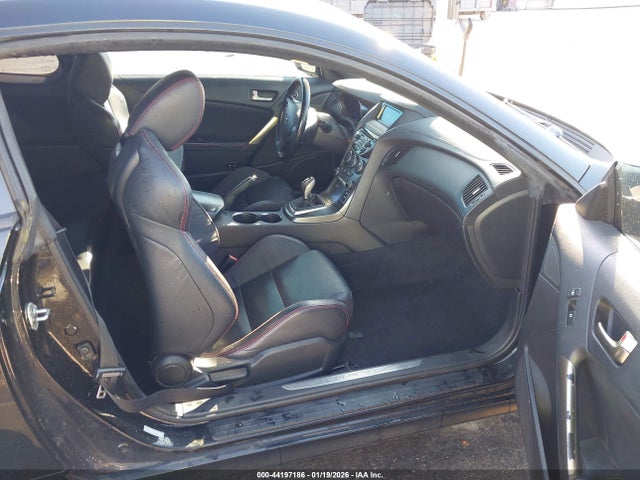 KMHHU6KJ8GU134611 Hyundai Genesis 3.8 R-spec