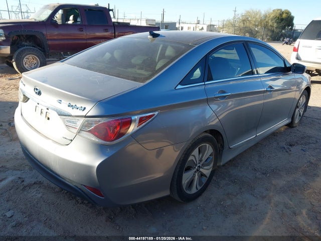 Hyundai Sonata Hybrid Limited 2015 KMHEC4A46FA136167 Image 4