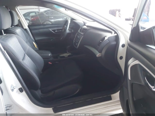 1N4AL3AP6HN328214 Nissan Altima 2.5 S