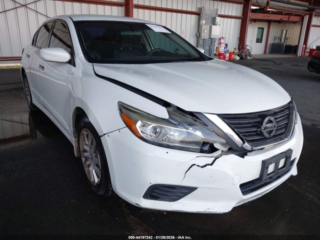1N4AL3AP6HN328214 Nissan Altima 2.5 S
