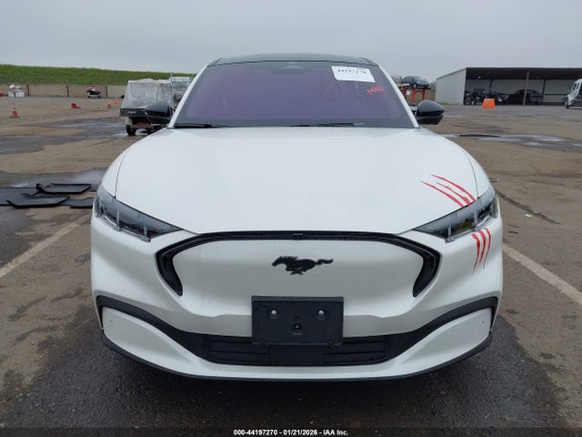 Ford Mustang Mach-e Premium 2025 3FMTK3R79SMA13477 Image 13