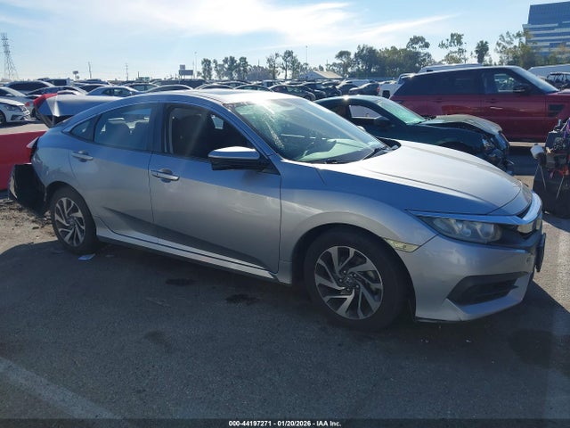 Honda CIVIC EX 2018 2HGFC2F7XJH562987 Image 13