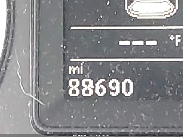 WVGAV7AX6FW511983 Volkswagen Tiguan Sel