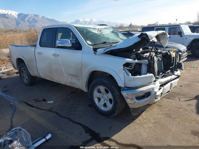RAM 1500 Laramie 4x4 6'4 Box 2020 1C6SRFDT4LN280820 головне зображення