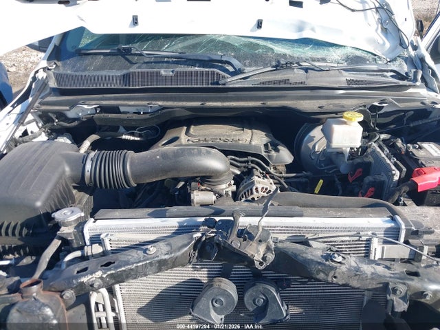 1C6SRFDT4LN280820 RAM 1500 Laramie 4x4 6&#039;4 Box