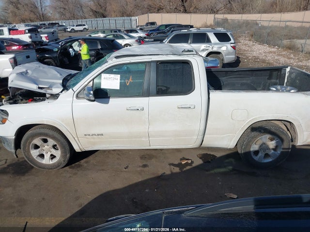 1C6SRFDT4LN280820 RAM 1500 Laramie 4x4 6&#039;4 Box