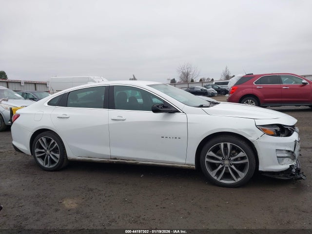 1G1ZD5ST7LF116208 Chevrolet Malibu Fwd Lt