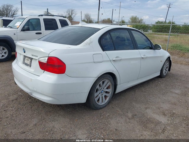 Продажа на аукционе авто 2007 Bmw 328 I, vin: WBAVA335X7P140020, номер лота: 44197322