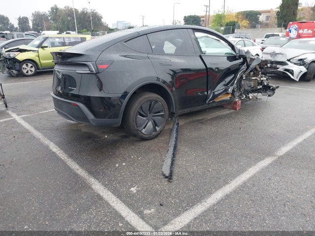 2026 TESLA MODEL Y 7SAYGDEE3TF366599 Photo 3