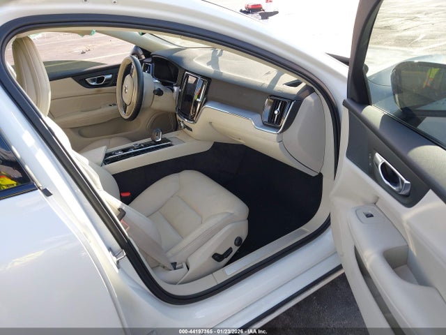 2024 VOLVO S60 7JRL12FK4RG303741 Photo 4