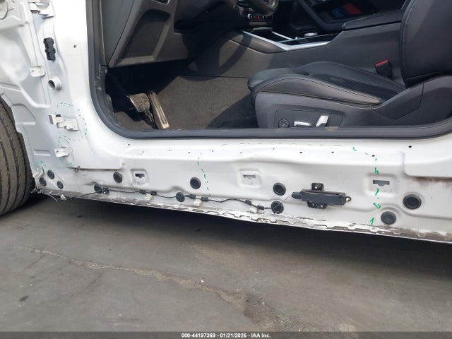 3MW23CM08R8D82810 BMW 230I