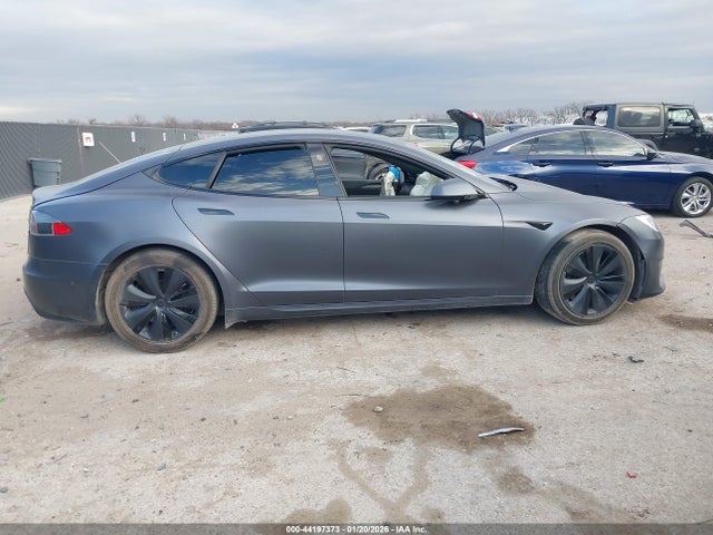 44197373 :رقم المزاد ، 5YJSA1E58MF452527 vin ، 2021 Tesla Model S Long Range Dual Motor All-wheel Drive مزاد بيع