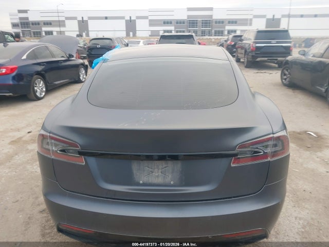 44197373 :رقم المزاد ، 5YJSA1E58MF452527 vin ، 2021 Tesla Model S Long Range Dual Motor All-wheel Drive مزاد بيع
