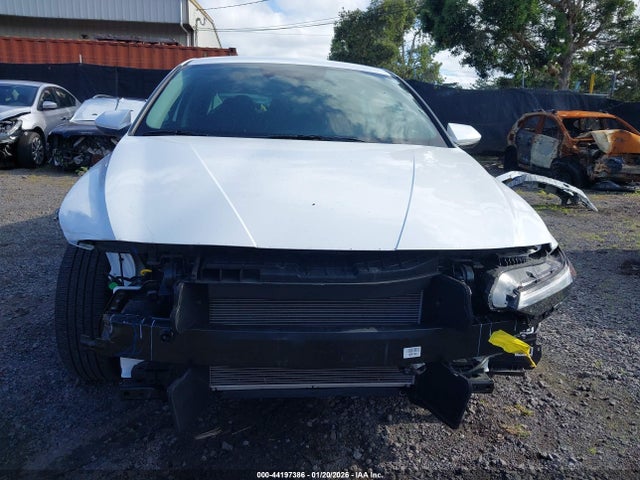 KMHLL4DG5SU914528 Hyundai ELANTRA SE