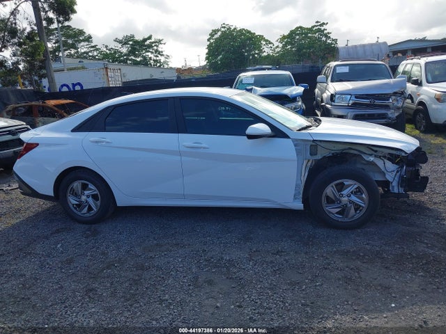 KMHLL4DG5SU914528 Hyundai ELANTRA SE