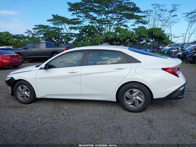 KMHLL4DG5SU914528 Hyundai ELANTRA SE