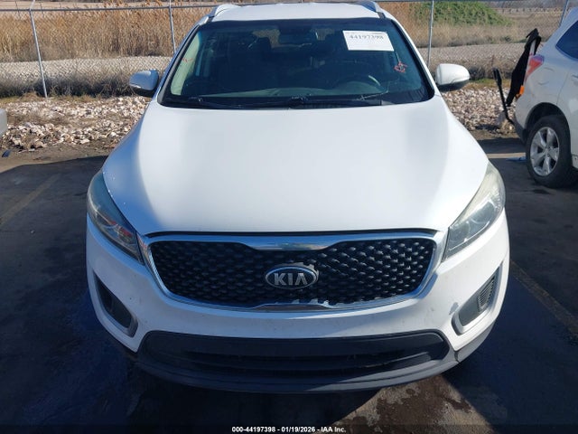 5XYPGDA56HG286907 KIA Sorento 3.3l Lx